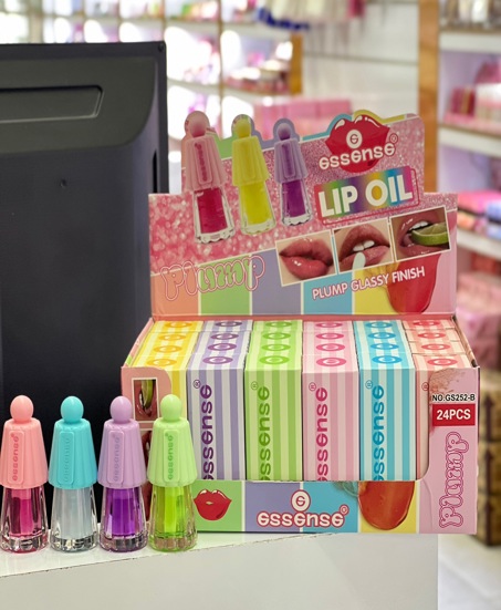 برق لب یا همان لیپ گلاس 